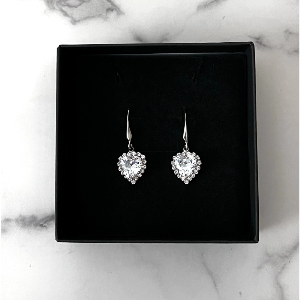 Crystal Earrings NWOT